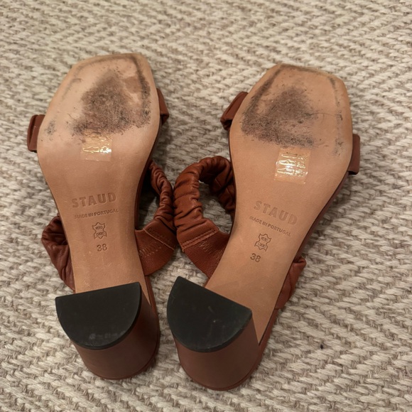 STAUD Frankie Tan Brown Ruched Leather Block Heel Sandals Slides | 38 - Picture 7 of 7